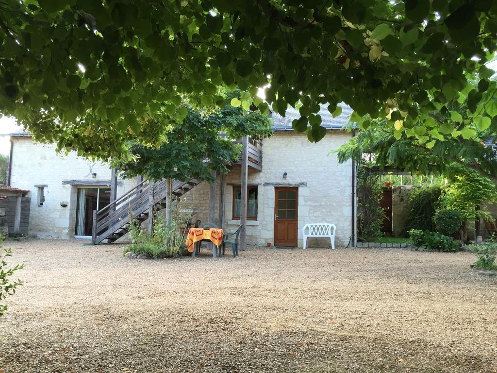 Les Caves Hotel Ambillou-Chateau Exterior photo