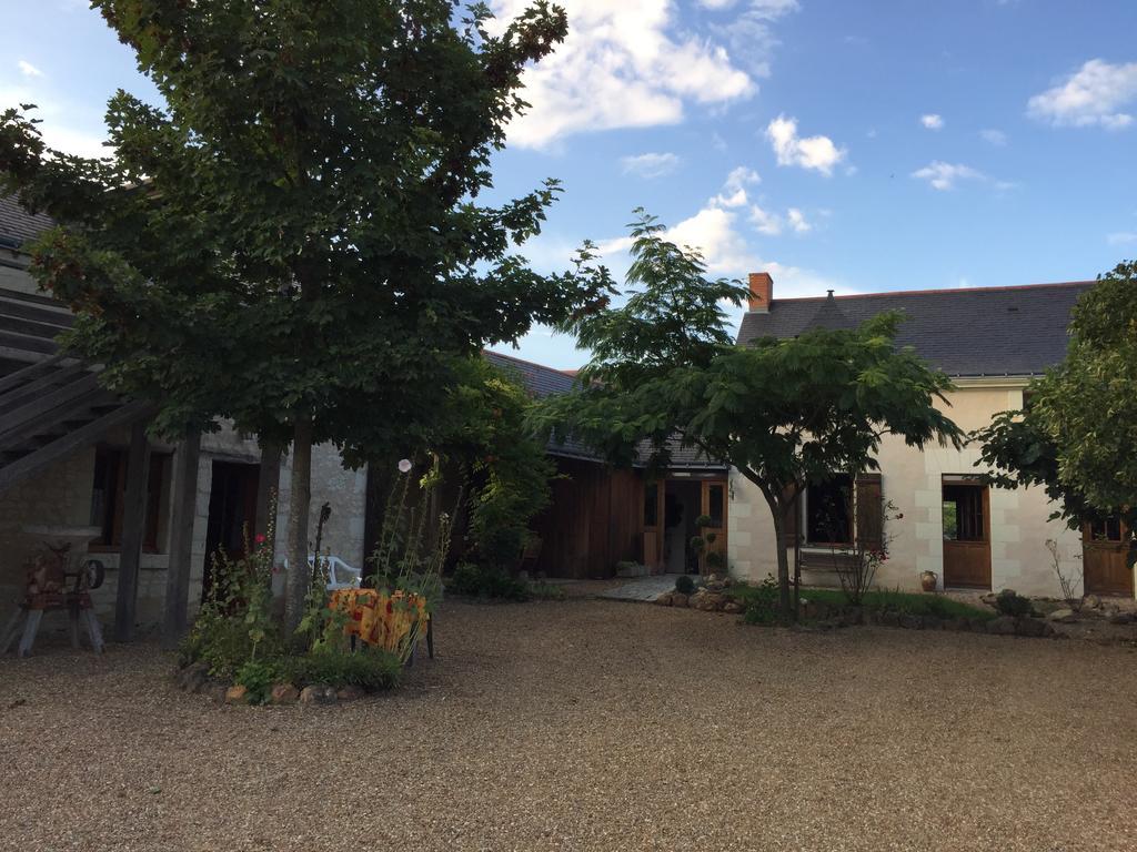 Les Caves Hotel Ambillou-Chateau Exterior photo